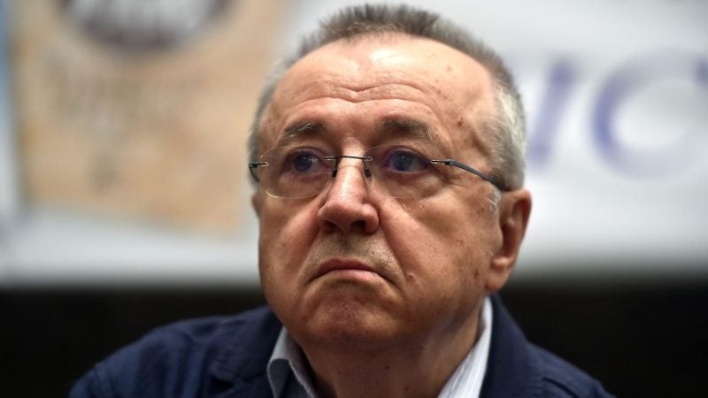 ion-cristoiu,-transportat-de-urgenta-la-spital.-a-alunecat-pe-gheata-si-a-suferit-o-fractura