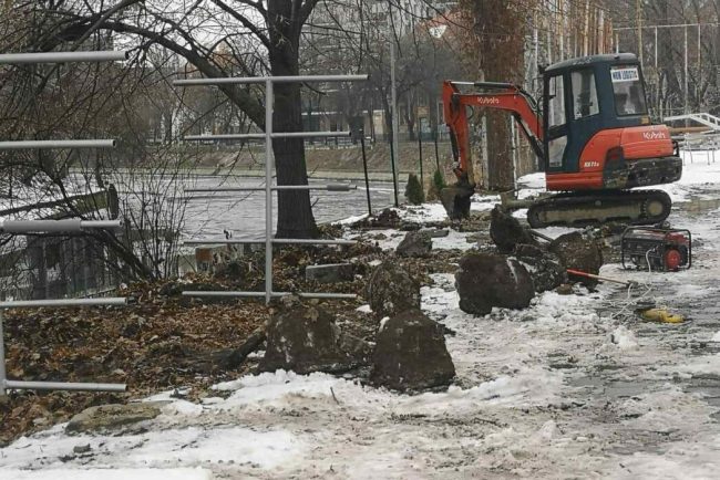 e-din-nou-scandal-cu-demolari-la-o-baza-de-canotaj-din-timisoara!