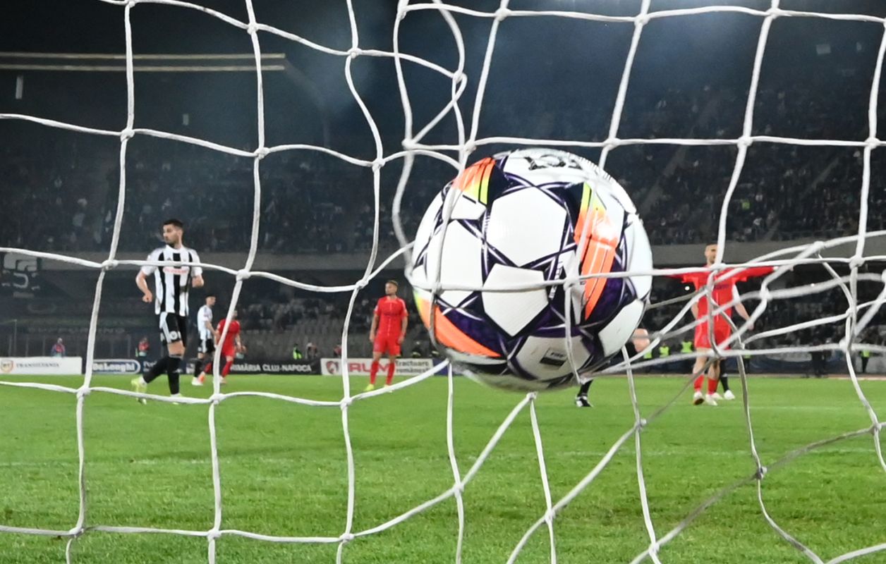 un-fotbalist-important-din-superliga-si-a-anuntat-despartirea-de-club,-care-se-afla-in-cursa-pentru-castigarea-campionatului