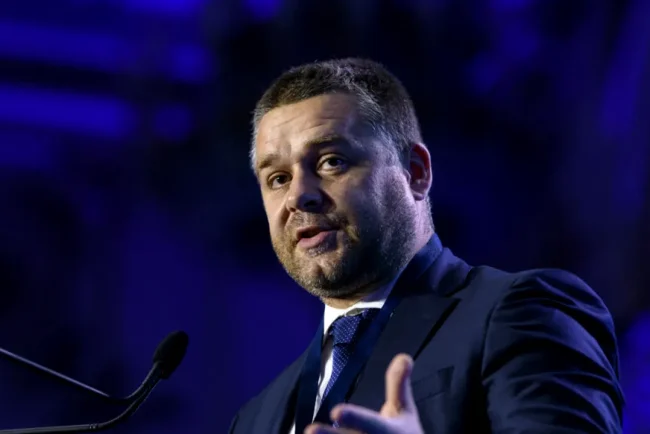ciucu:-o-sa-opereze-anaf-ul-transportul,-daca-o-sa-ne-ia-tramvaiele-si-autobuzele.-primarul-avertizeaza-ca-stb-risca-sa-fie-executata-silit