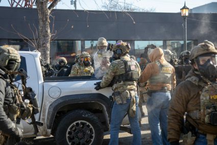 agentii-federali-vor-incepe-sa-se-retraga-din-minneapolis-marti