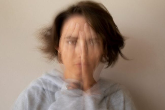 adhd-la-adulti:-fenomen-ignorat-in-romania.-semne,-riscuri-si-ce-arata-qeeg-inainte-de-diagnostic