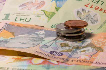 in-plina-austeritate,-economiile-romanilor-cresc-ca-in-basme