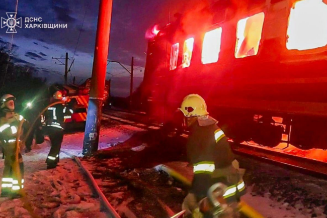 zelenski-condamna-atacul-cu-drone-asupra-unui-tren-de-pasageri-in-regiunea-harkov
