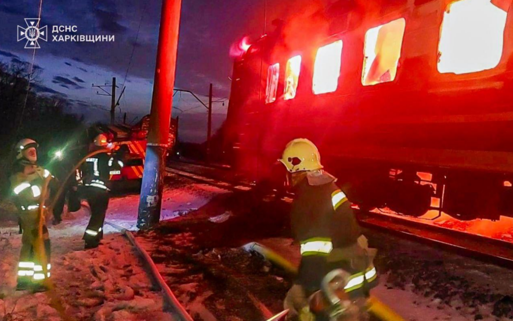 zelenski-condamna-atacul-cu-drone-asupra-unui-tren-de-pasageri-in-regiunea-harkov