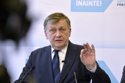 crin-antonescu-ii-raspunde-lui-cristian-tudor-popescu:-bolojenie-usoara!
