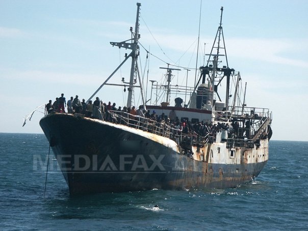 reactii-furioase-in-europa-dupa-ce-spania-a-legalizat-prin-decret-500.000-de-migranti-ilegali-/-acestia-vor-obtine-drept-de-libera-circulatie-in-spatiul-schengen
