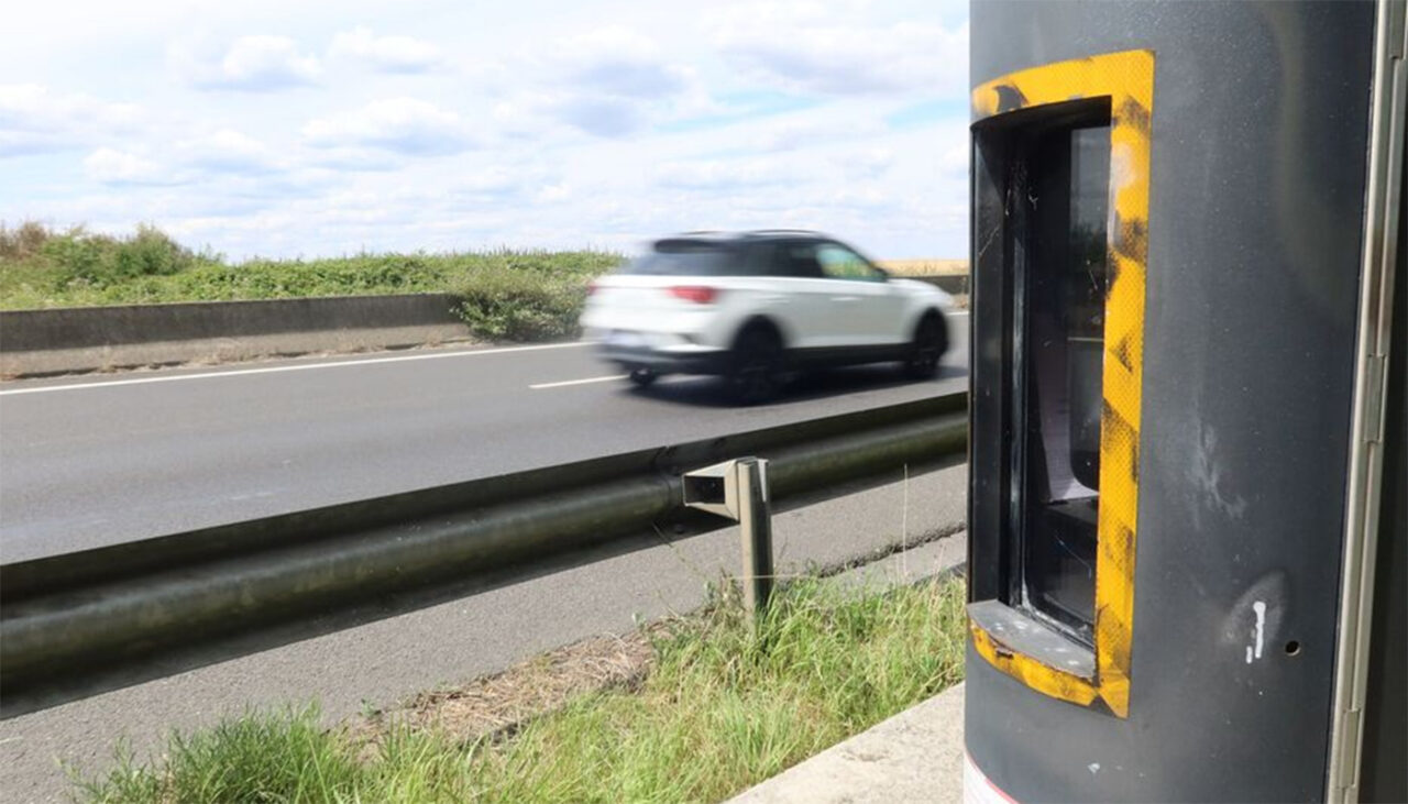 cazul-straniu-al-soferului-care-a-depasit-limita-de-viteza-cu-1-km/h.-ce-amenda-a-primit