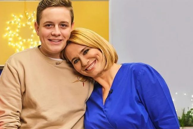 motivul-pentru-care-fiul-andreei-esca-a-fost-exmatriculat-din-liceu.-cate-clase-si-ce-studii-are-aris-eram-+-adevarul-despre-concurentul-survivor-2026
