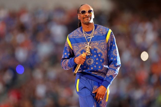 snoop-dogg-are-planuri-mari-in-fotbal.-celebrul-rapper-american-a-cumparat-un-club-legendar-si-ameninta-suprematia-granzilor-din-premier-league