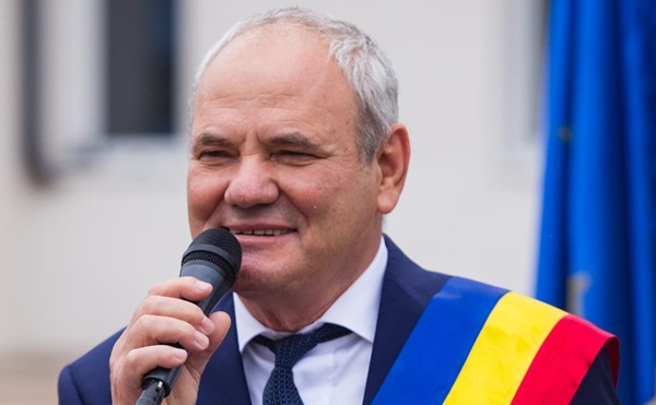 un-primar-din-bacau,-declaratie-extrema-in-sedinta-de-consiliu:-cei-care-nu-muncesc,-nu-merita-sa-traiasca