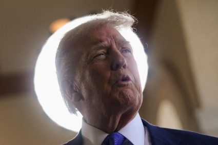 miliardarii-din-domeniul-tehnologiei-i-au-umflat-bugetul-de-campanie-al-lui-donald-trump-inaintea-alegerilor-de-la-jumatatea-mandatului
