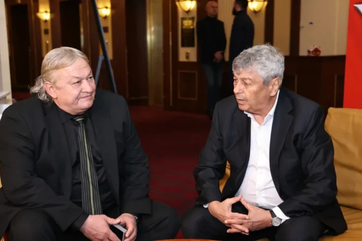 mircea-lucescu-ar-fi-transmis-catre-frf-ca-se-retrage-de-la-nationala.-danut-lupu:-daca-el-ridica-mana-si-spune-ca-nu-e-in-stare,-atunci-poti-sa-i-cauti-inlocuitor