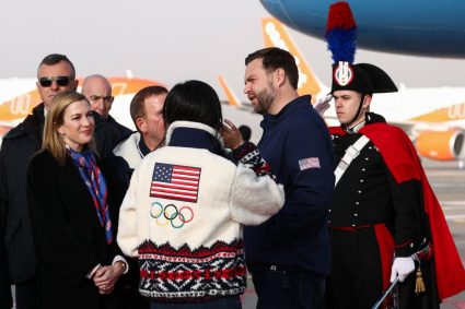 14-avioane-intesate-cu-agenti-de-securitate!-vicepresedintele-sua,-jd-vance,-si-secretarul-de-stat-marco-rubio-au-ajuns-la-milano-pentru-deschiderea-jocurilor-olimpice