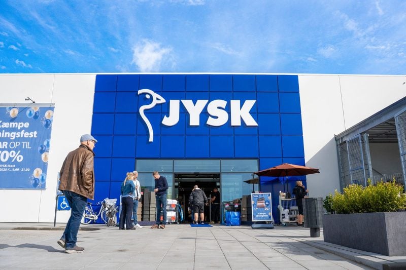 ce-salariu-are-un-asistent-vanzari-la-jysk-in-2026.-lista-completa-a-beneficiilor-pentru-angajati