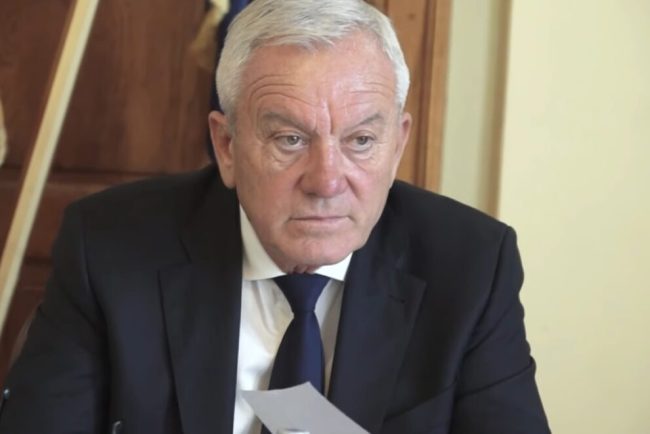 primarul-psd-al-buzaului-despre-psd:-face-un-joc-foarte-periculos
