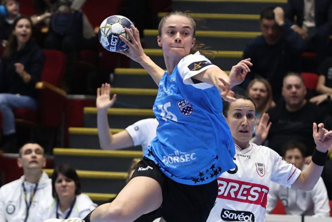 csm-bucuresti-a-facut-instructie-in-champions-league-cu-frantuzoaicele-de-la-brest!