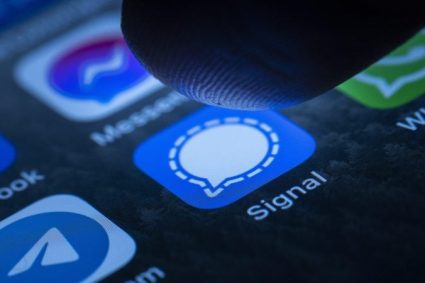 atacuri-de-phishing-pe-signal:-de-ce-sunt-vizate-elitele-si-cum-iti-protejezi-contul-inainte-sa-fie-prea-tarziu