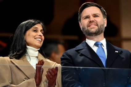 marea-campioana-nu-s-a-abtinut-dupa-ce-jd-vance-si-sotia-lui-usha-au-fost-huiduiti-copios-la-jocurile-olimpce