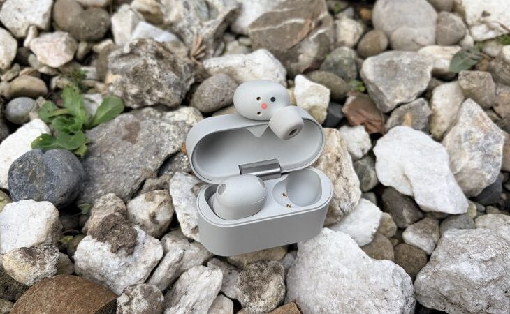 review-sony-wf-1000xm6-–-ar-putea-fi-cele-mai-bune-casti-in-ear-complet-wireless,-dar-povestea-e-mai-complicata-decat-pare-ca-sa-te-rupa-de-realitate
