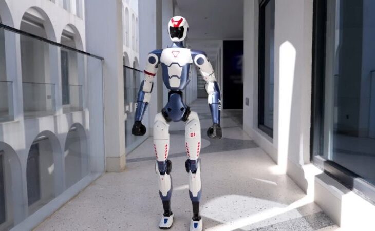 robotul-umanoid-l7-din-china-impresioneaza-cu-un-dans-traditional-si-arata-cat-de-avansata-a-devenit-robotica