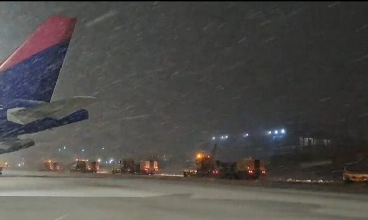 cum-arata-traficul-pe-aeroportul-otopeni-dupa-suspendarea-zborurilor-din-cauza-zapezii