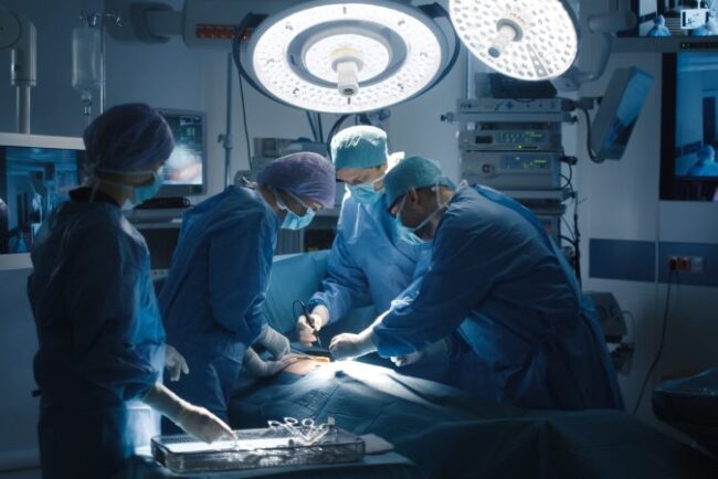rolul-esential-al-medicului-ati-in-siguranta-pacientului-dr.-rely-manolescu,-medlife:-locul-cel-mai-sigur-pentru-un-pacient-este-blocul-operator