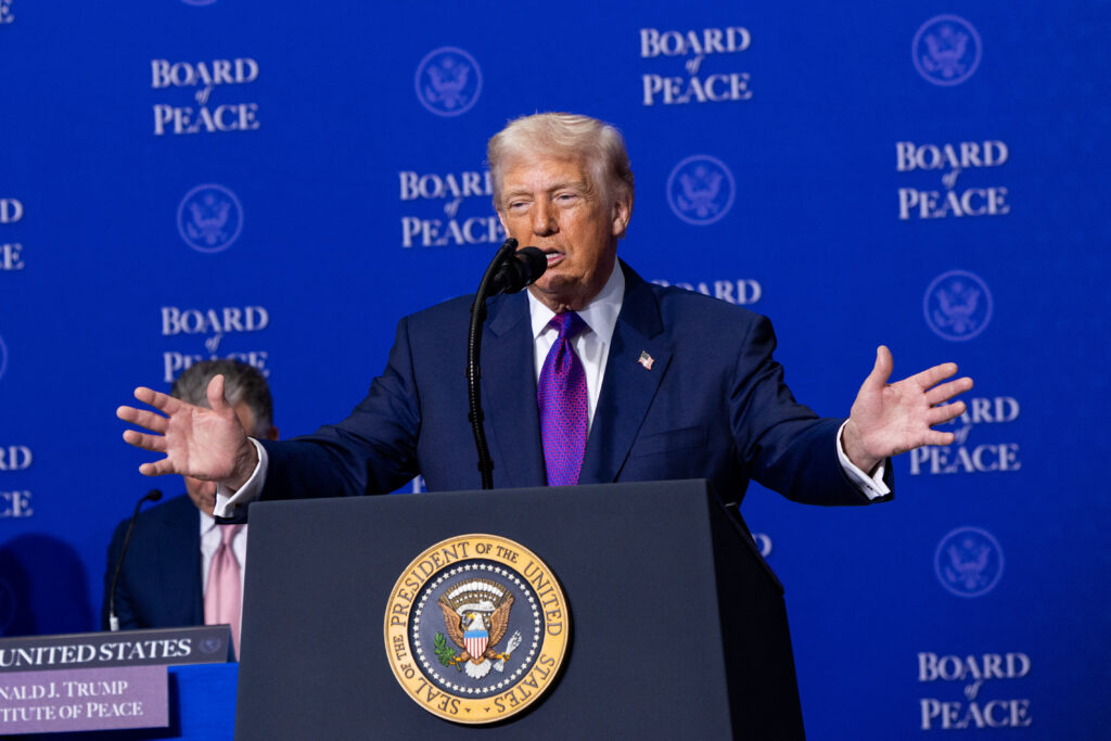 gafa-in-diplomatie-e-un-semnal-geopolitic-/-ce-a-vrut-trump-sa-spuna-atunci-cand-i-a-zis-lui-nicusor-dan-domnule-prim-ministru