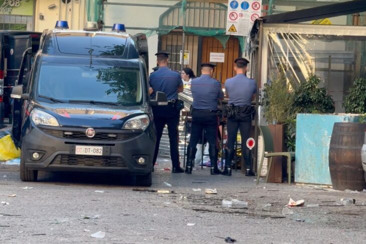 o-romanca-din-italia-i-a-muscat-pe-politisti-pentru-ca-nu-au-lasat-o-sa-fure-un-televizor