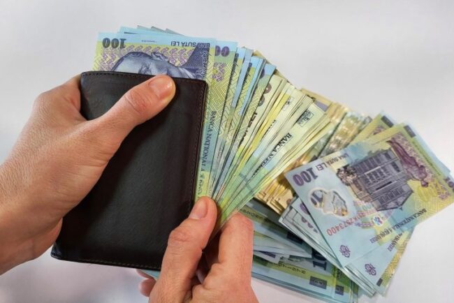 se-impune-limita-pentru-platile-cash-inclusiv-in-romania.-de-cand-se-aplica-regula-ue