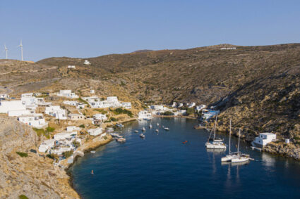 insula-de-basm-a-greciei:-la-fel-de-frumoasa-ca-creta-sau-corfu,-dar-putini-romani-stiu-de-ea