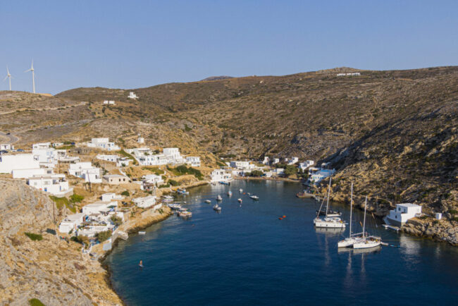 insula-de-basm-a-greciei:-la-fel-de-frumoasa-ca-creta-sau-corfu,-dar-putini-romani-stiu-de-ea