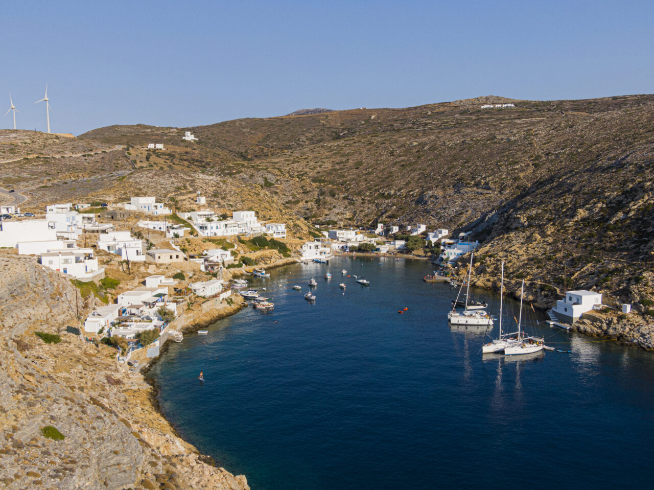 insula-de-basm-a-greciei:-la-fel-de-frumoasa-ca-creta-sau-corfu,-dar-putini-romani-stiu-de-ea