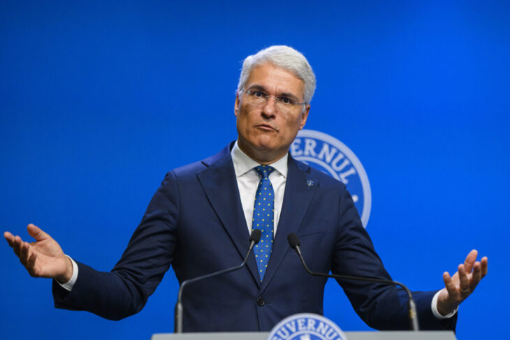 guvernul-care-sustine-ca-lupta-cu-fake-news-ul-propaga-informatii-false-ministrul-fondurilor-europene-a-anuntat-ca-romania-a-pierdut-oficial-231-de-milioane-de-euro-din-pnrr,-apoi-s-a-razgandit.-cum-a-sunat-mesajul-de-„corectare”