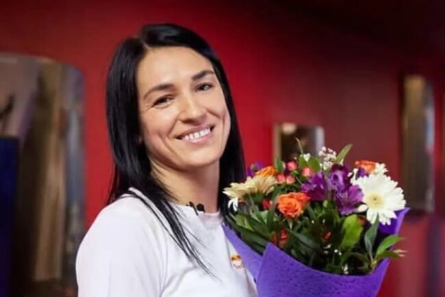 cristina-neagu-n-a-fost-uitata.-aparitie-eleganta-a-legendarei-handbaliste-la-ziua-de-nastere-a-fostei-colege-de-la-csm-bucuresti