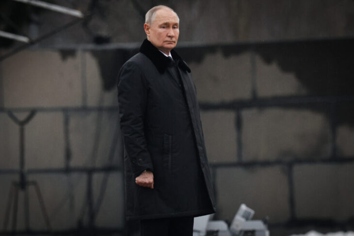 principiul-micawber:-de-ce-vladimir-putin-mizeaza-pe-timp-in-razboiul-din-ucraina