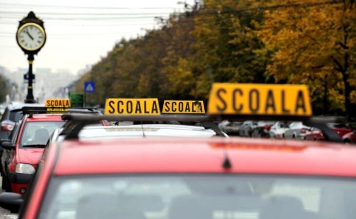cum-te-inscrii-la-scoala-de-soferi-in-2026:-acte-necesare,-costuri-si-conditii