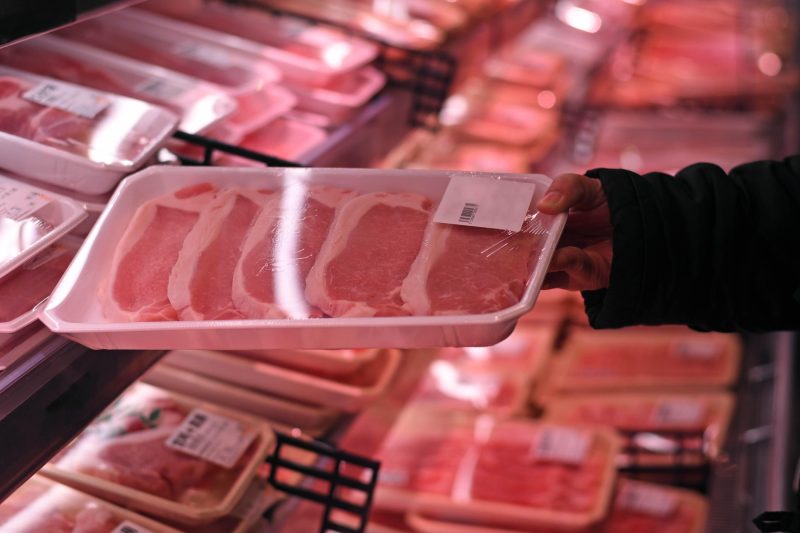 cum-va-fi-etichetata-carnea-de-porc-in-magazinele-din-romania.