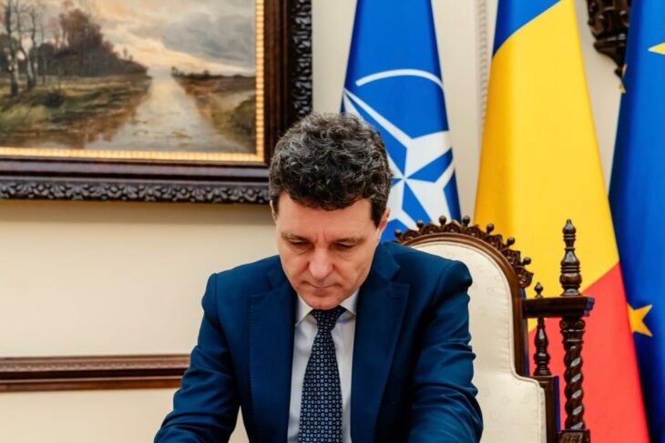 nicusor-dan-tocmai-a-promulgat-legea-pensiilor-speciale.-nicu;or-dan:-„ii-asigur-pe-magistrati-ca-munca-lor-este-respectata”