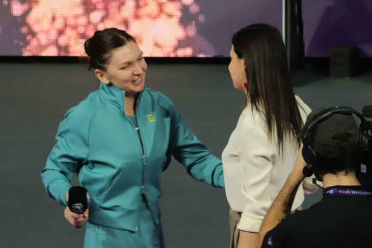 ce-se-intampla-in-vestiarul-femeilor-la-tenis,-prin-care-au-trecut-si-simona-halep-sau-sorana-cirstea