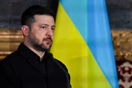 zelenski-anunta-ca-ucraina-va-finaliza-in-cateva-zile-pregatirile-pentru-inceperea-negocierilor-de-aderare-la-ue
