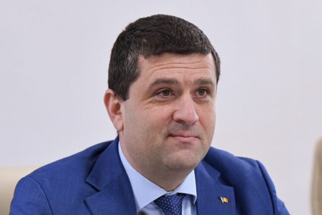 ministrul-apararii,-lamuriri-despre-posibila-implicare-a-romaniei-in-actiunile-impotriva-iranului:-am-primit-multe-intrebari-zilele-astea