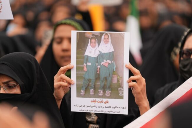 onu:-bombardamentul-de-la-scoala-de-fete-din-iran-ar-putea-fi-considerat-crima-de-razboi