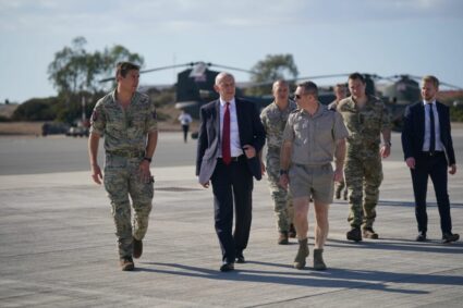 secretarul-britanic-in-aparare-se-va-intalni-cu-omologul-cipriot,-pe-fondul-atacului-asupra-bazei-militare-britanice-din-cipru