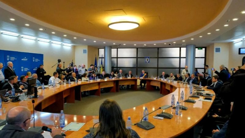 cati-bani-primeste-un-consilier-local-in-2026.-sumele-obtinute-pentru-participarea-la-sedinte