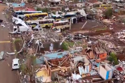 trei-persoane-au-murit-in-michigan-dupa-ce-o-tornada-a-lovit-statul