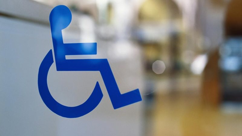 in-romania,-zeci-de-mii-de-persoane-sanatoase-ar-cumpara-boli-fictive.-cum-functioneaza-mecanismul-bolnavilor-inchipuiti-care-primesc-pensii-de-handicap