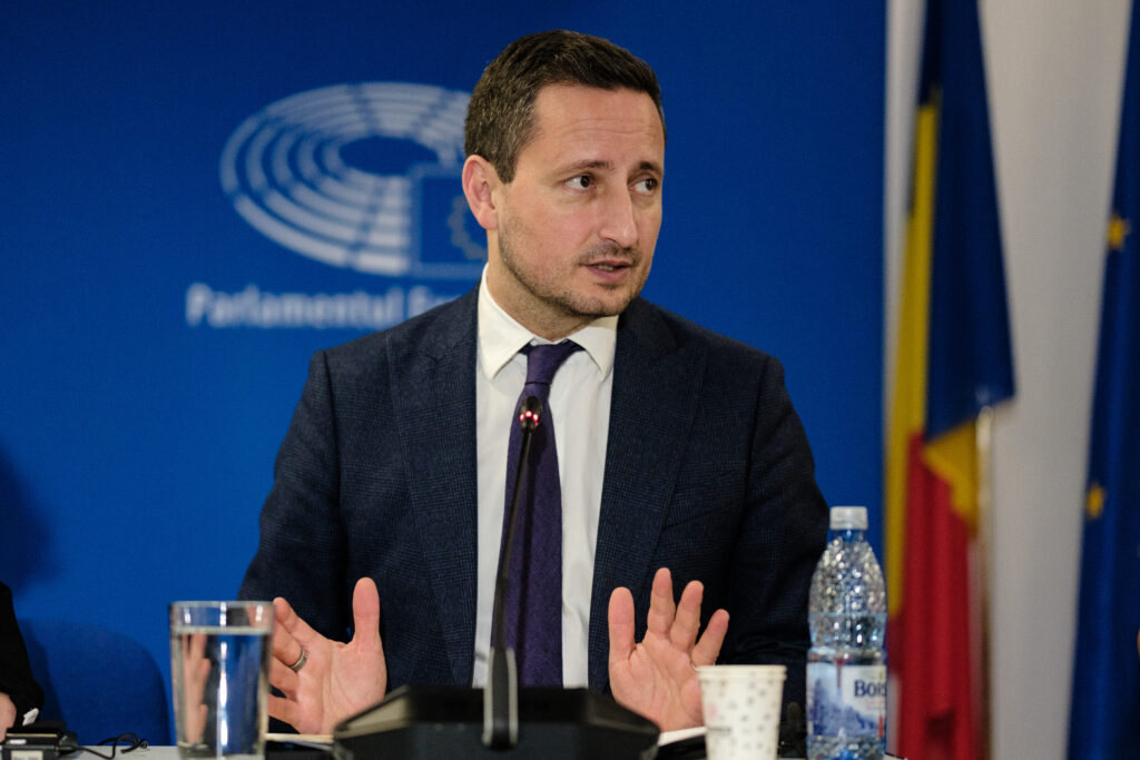 nicu-stefanuta-despre-drepturile-reproductive,-criza-locuintelor-si-bursele-sociale-pentru-tineri:-ue-poate-sa-intervina-pentru-sanatatea-integrala-a-femeii,-inclusiv-sanatatea-reproductiva”