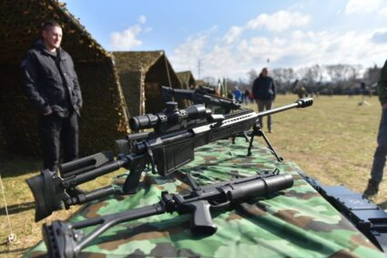 europa-a-devenit-cel-mai-mare-importator-de-arme-din-lume.-romania-si-a-crescut-importurile-de-arme-cu-190%-in-ultimii-ani