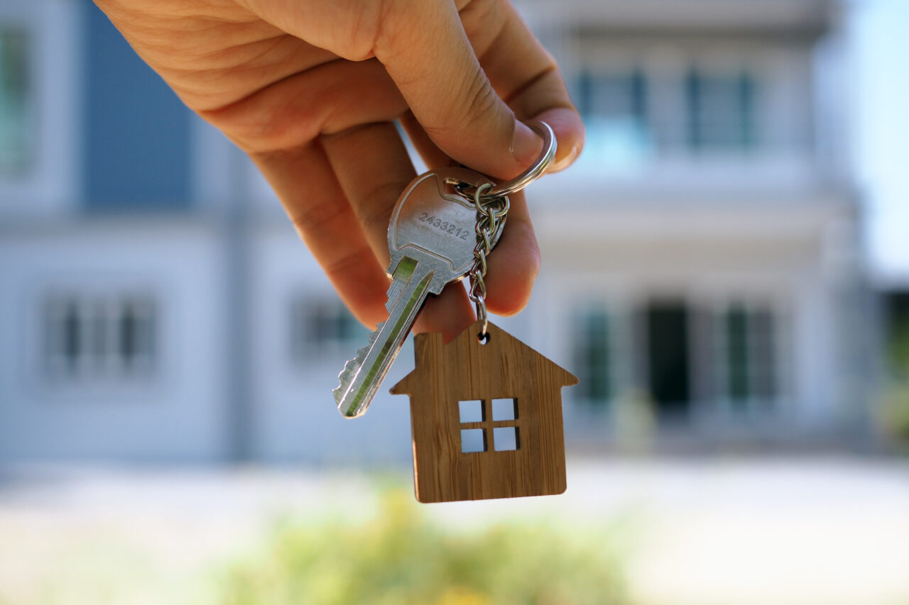 oferte-de-nerefuzat-pe-piata-imobiliara.-unde-gasesti-case-si-apartamente-la-cele-mai-mici-preturi